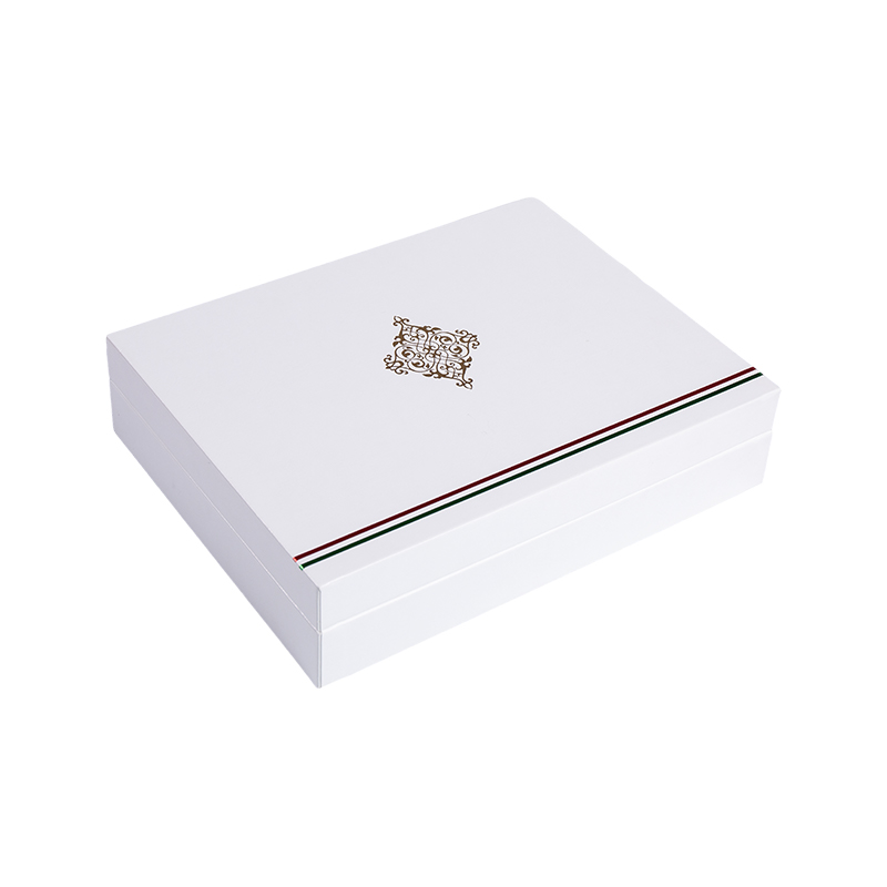 Hộp quà tặng đồ trang sức sang trọng với hộp cứng clasp từ tính